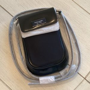 NWT Kate Spade Sam Icon North South Crossbody in black